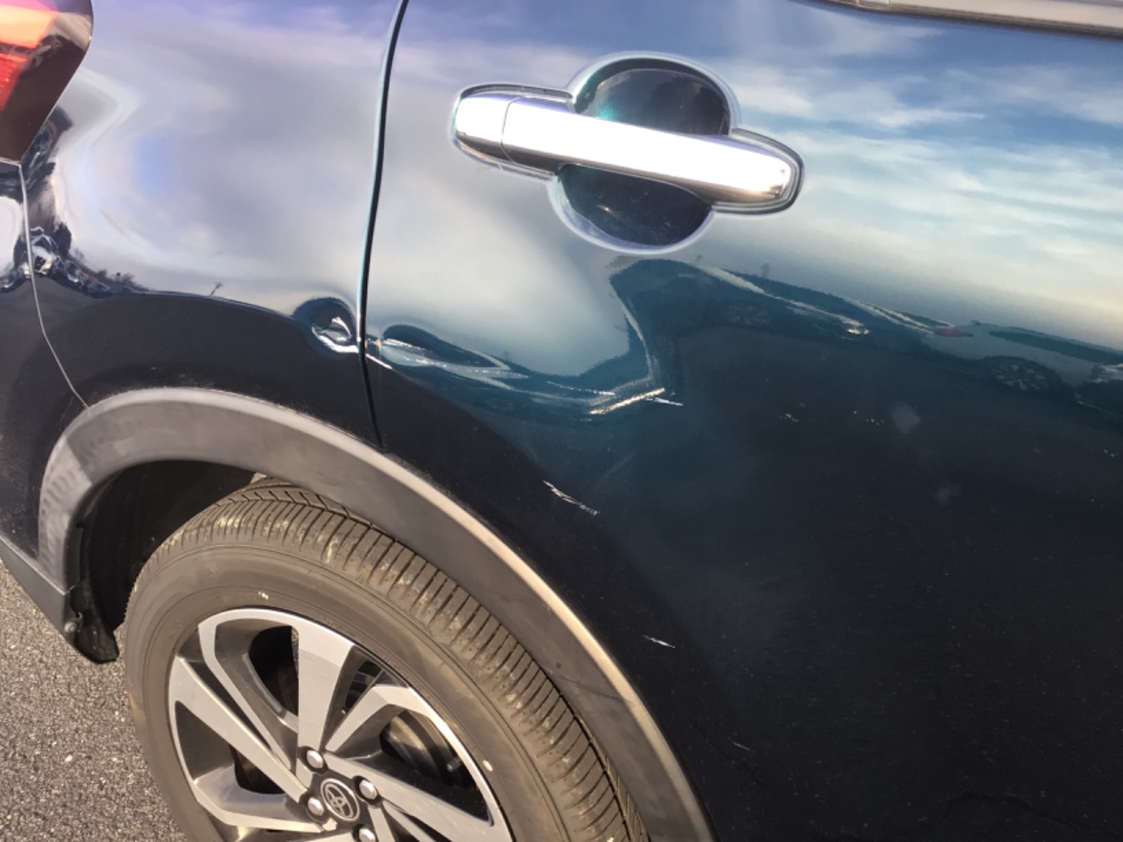 キズ・ヘコミ_27