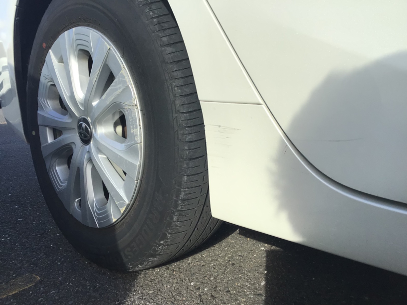 キズ・ヘコミ_23