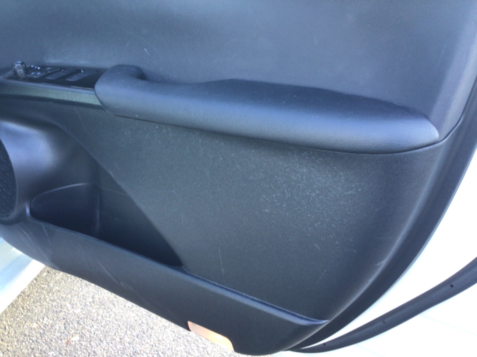 キズ・ヘコミ_64