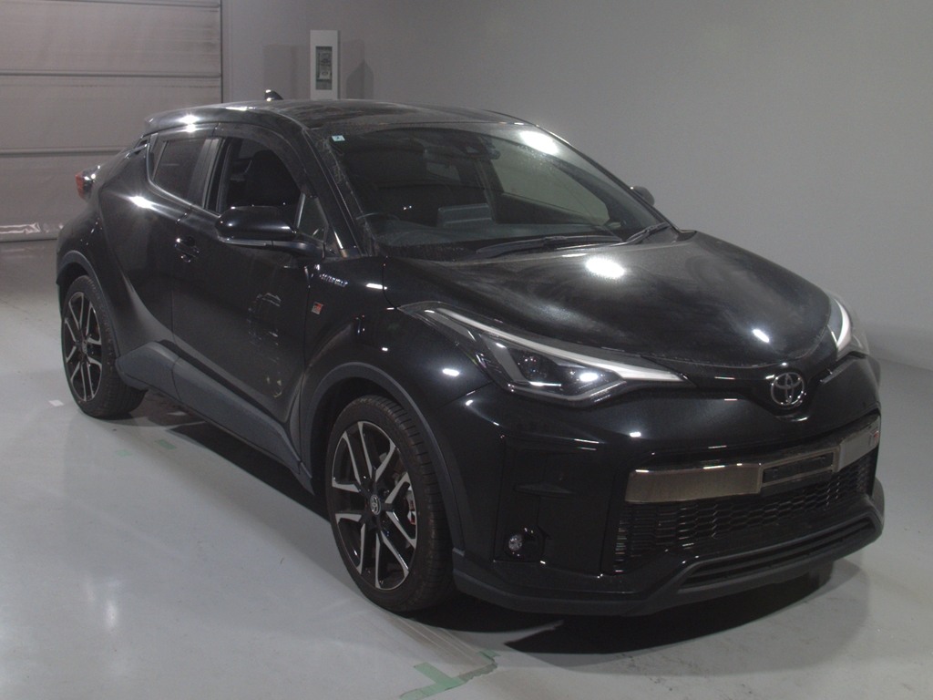 C-HR S GRスポーツ