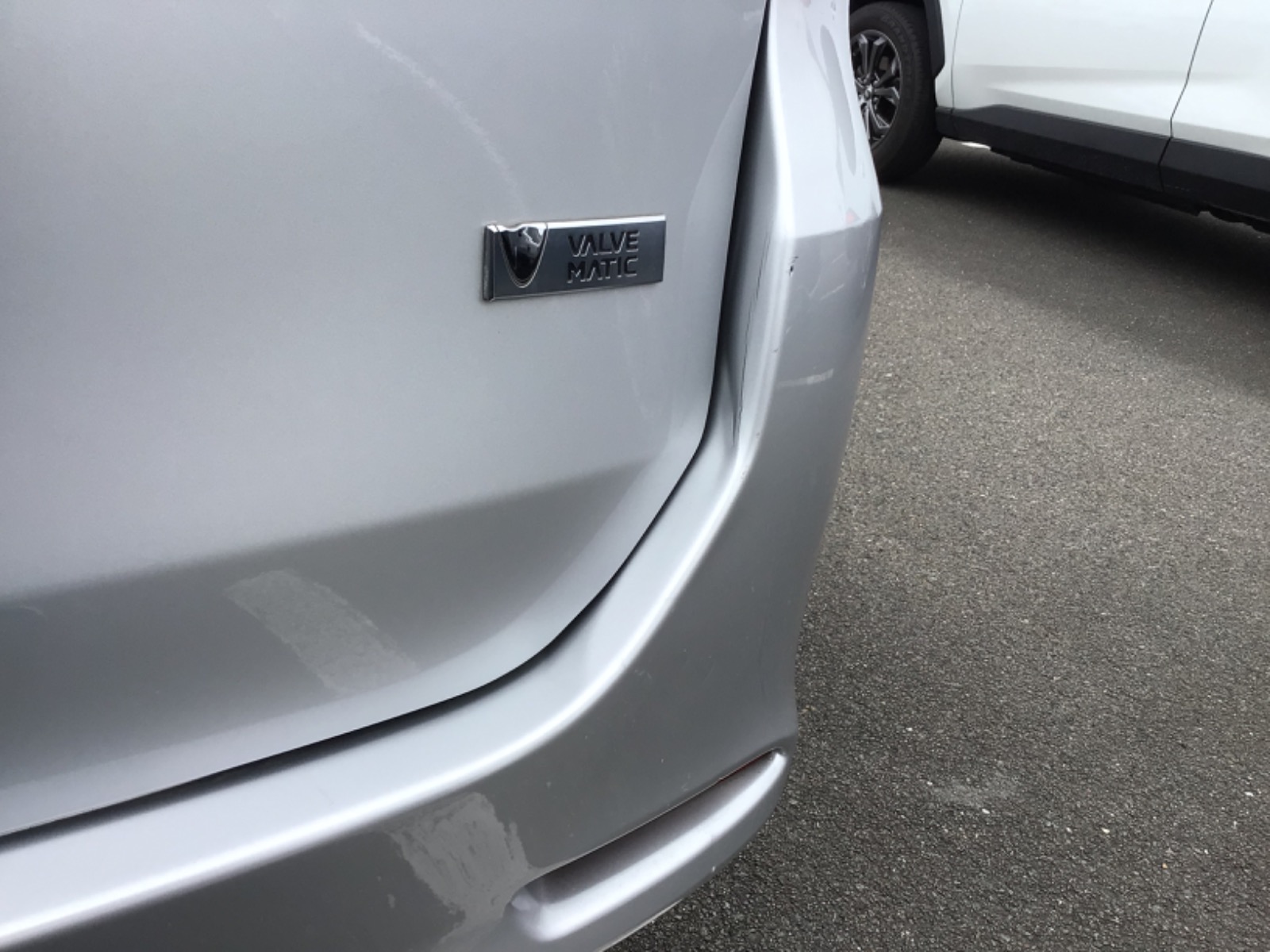 キズ・ヘコミ_56