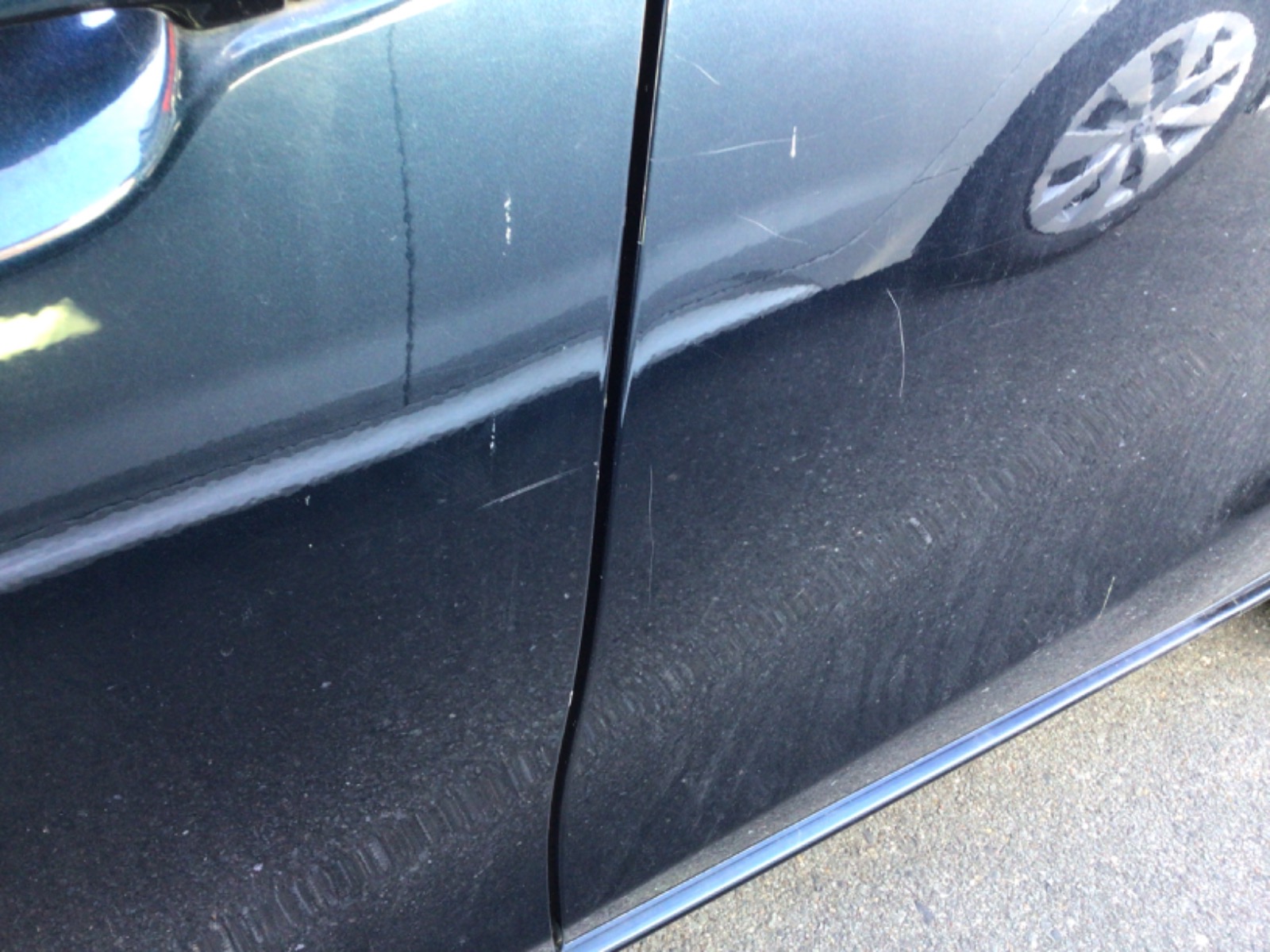 キズ・ヘコミ_17