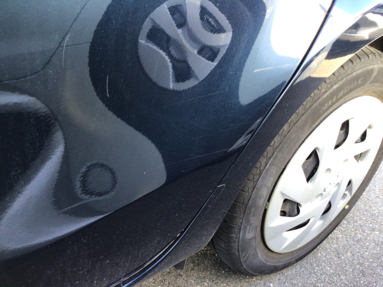 キズ・ヘコミ_25