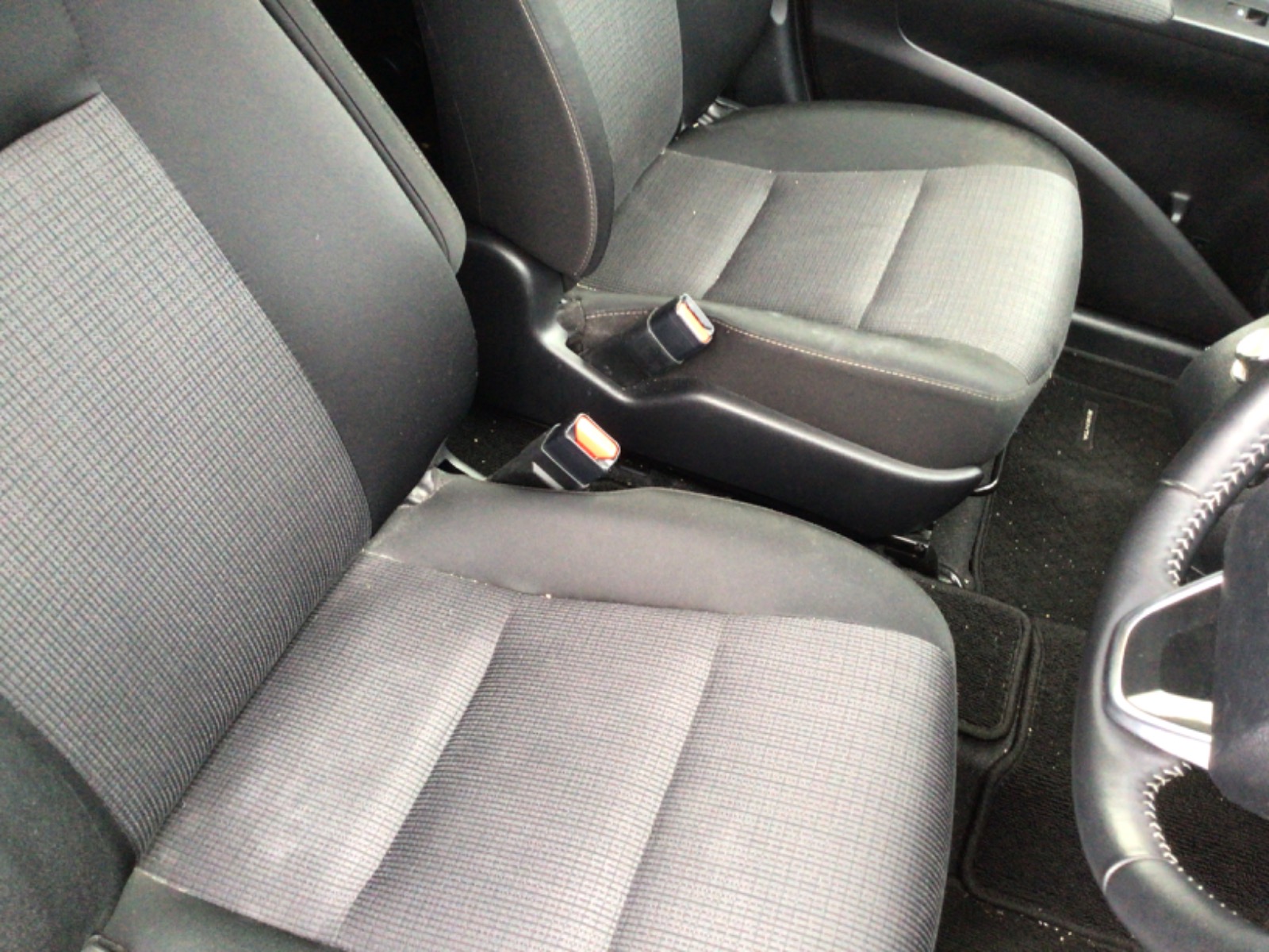 キズ・ヘコミ_64