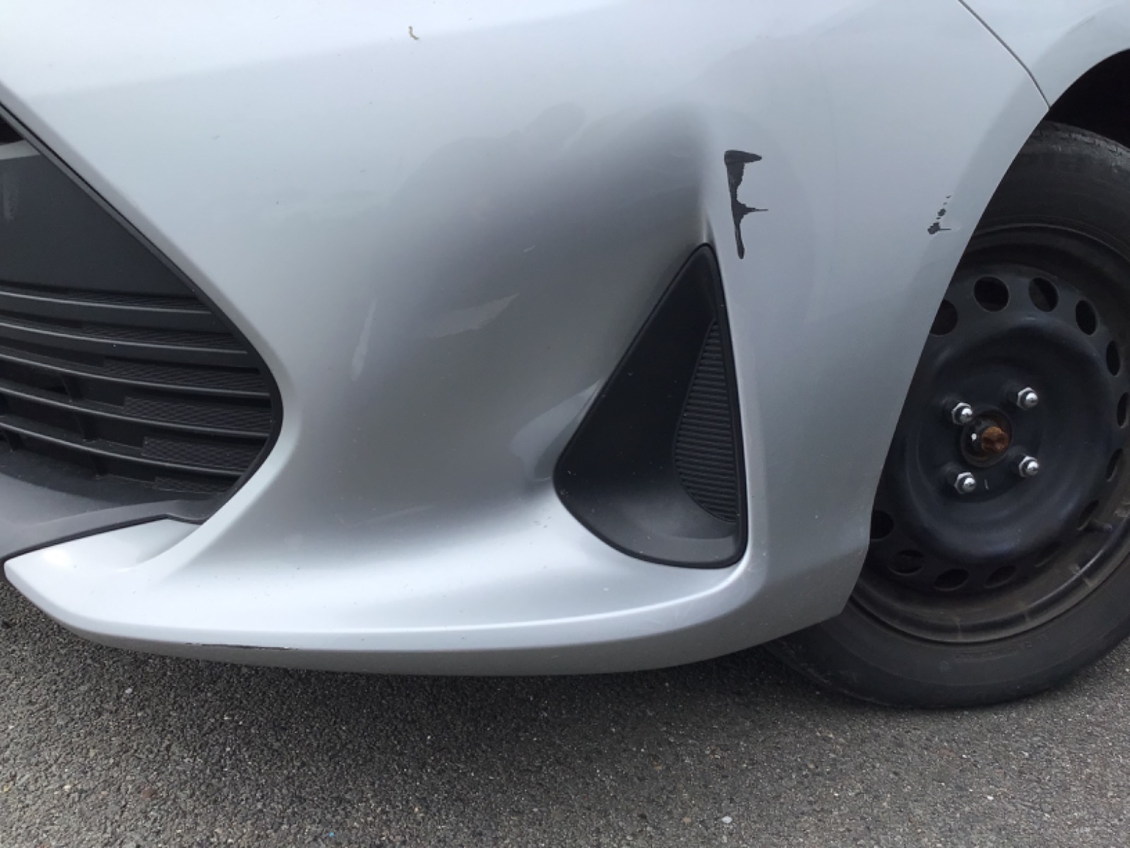 キズ・ヘコミ_05