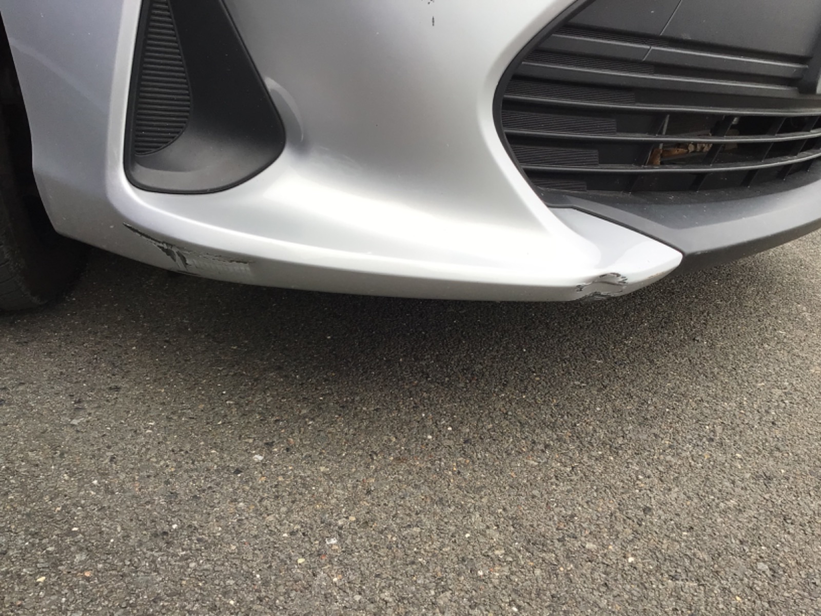 キズ・ヘコミ_06