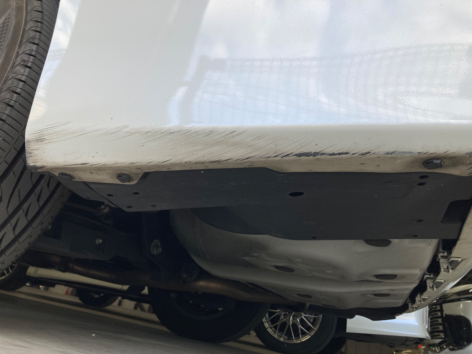 キズ・ヘコミ_55