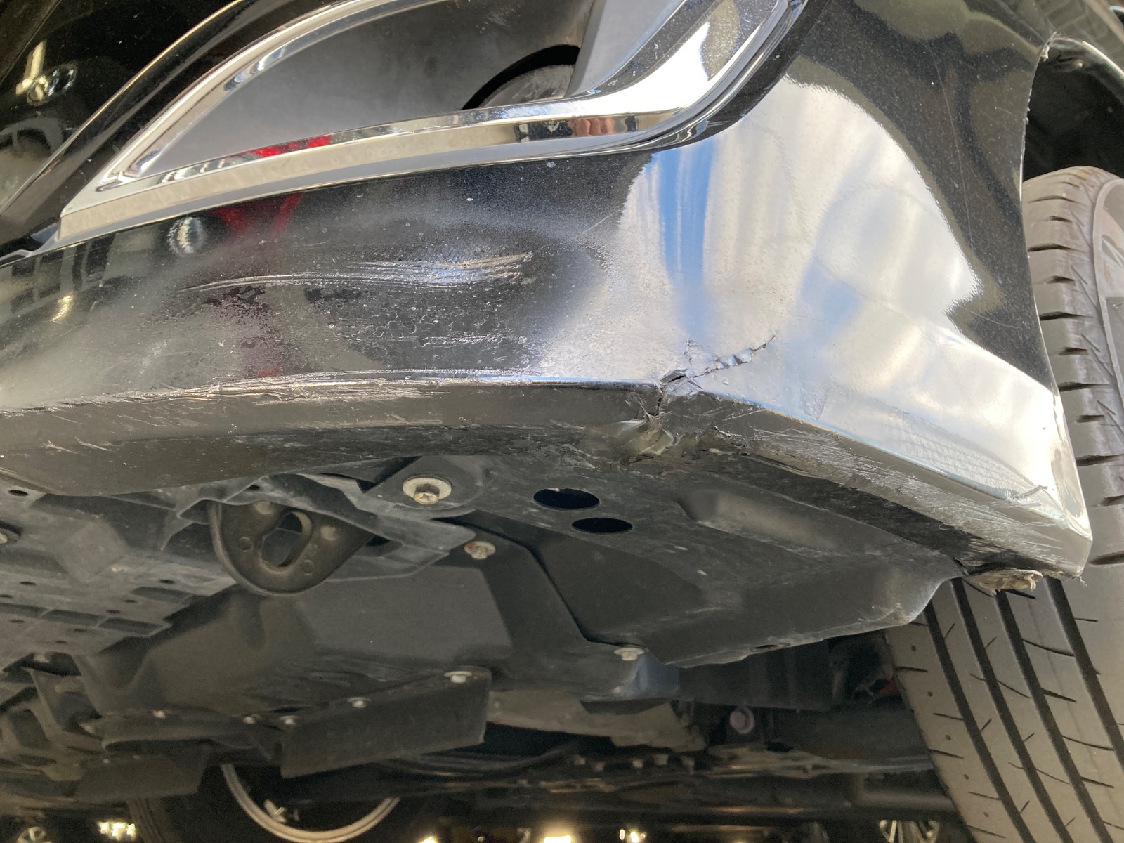 キズ・ヘコミ_05