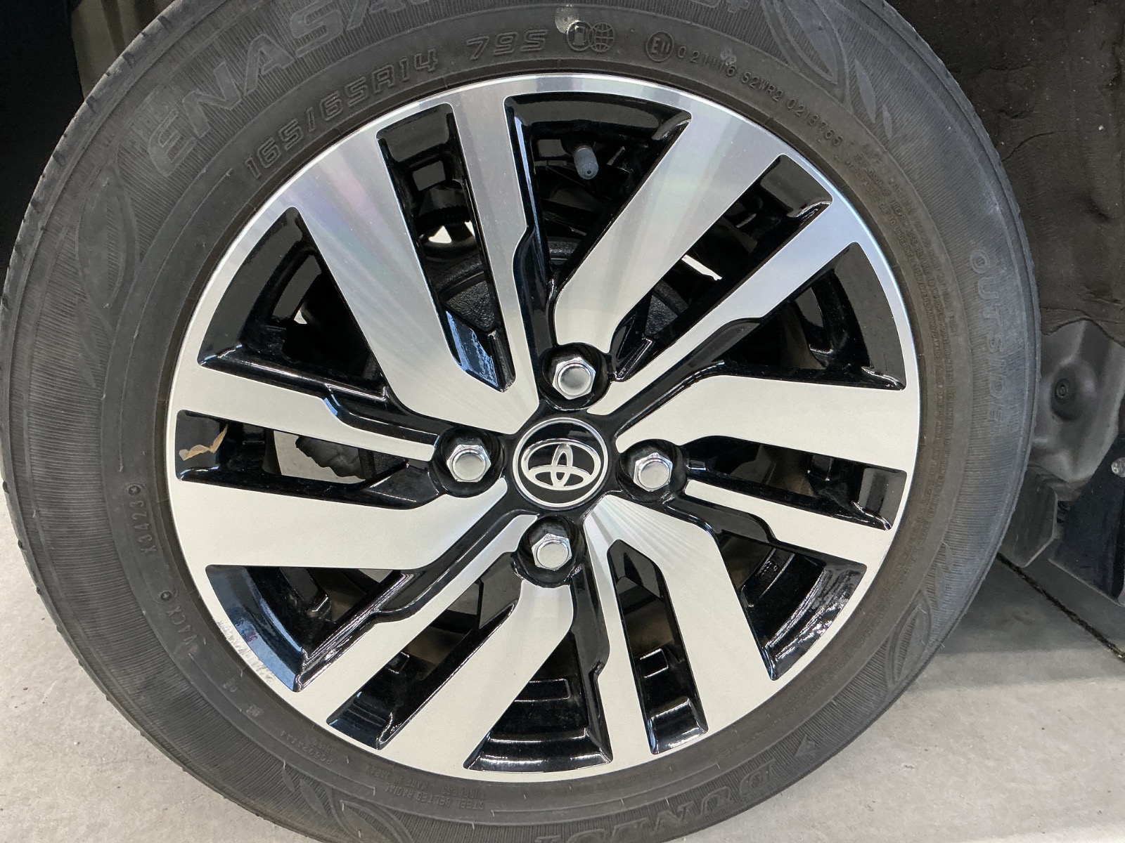 キズ・ヘコミ_62