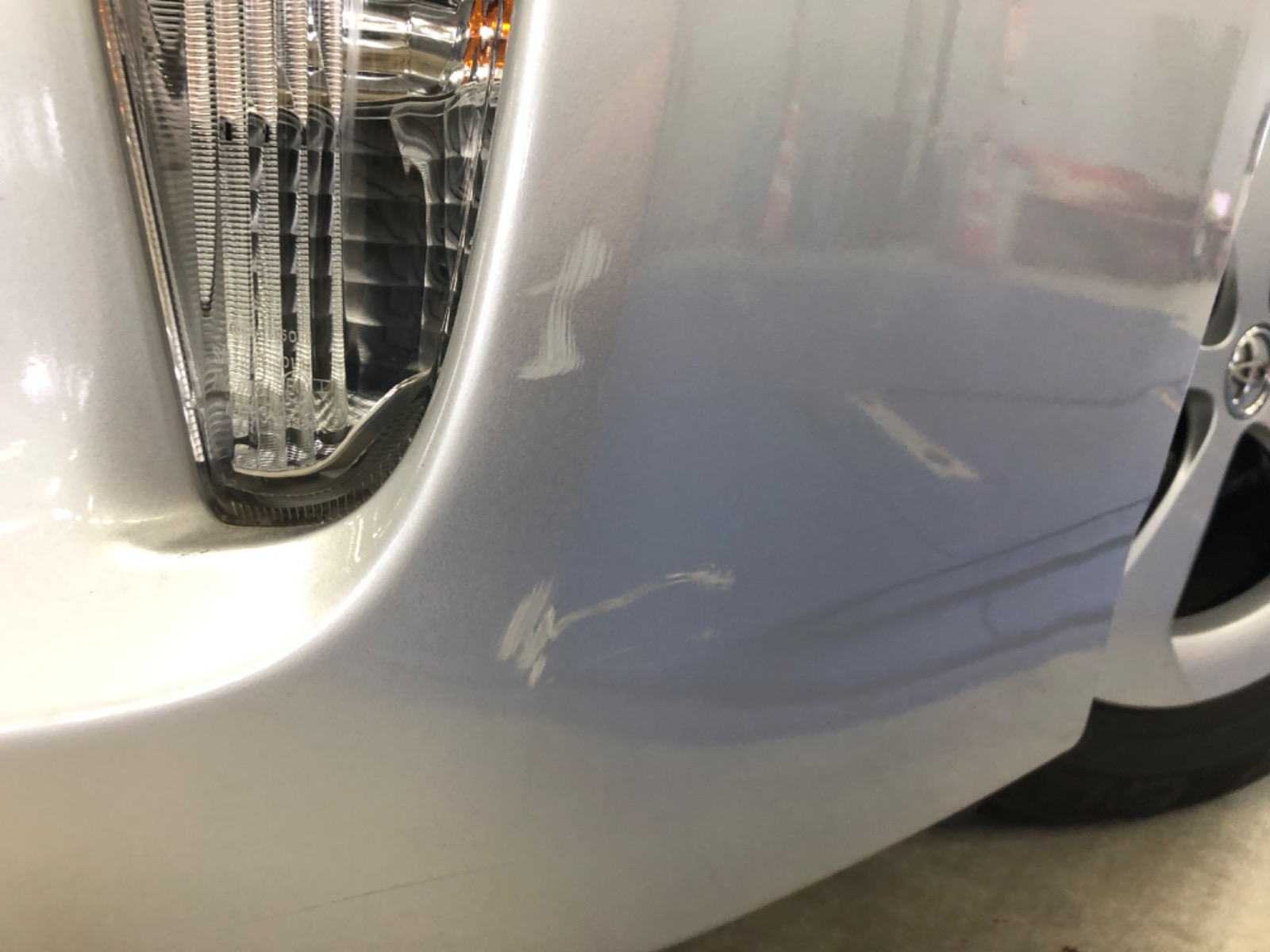 キズ・ヘコミ_05