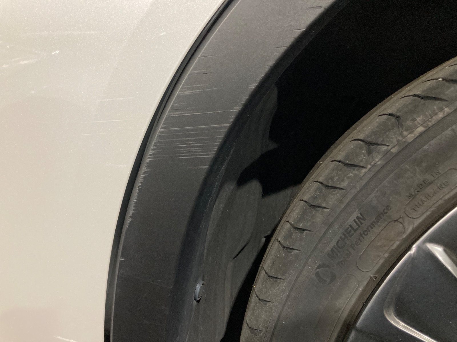 キズ・ヘコミ_38