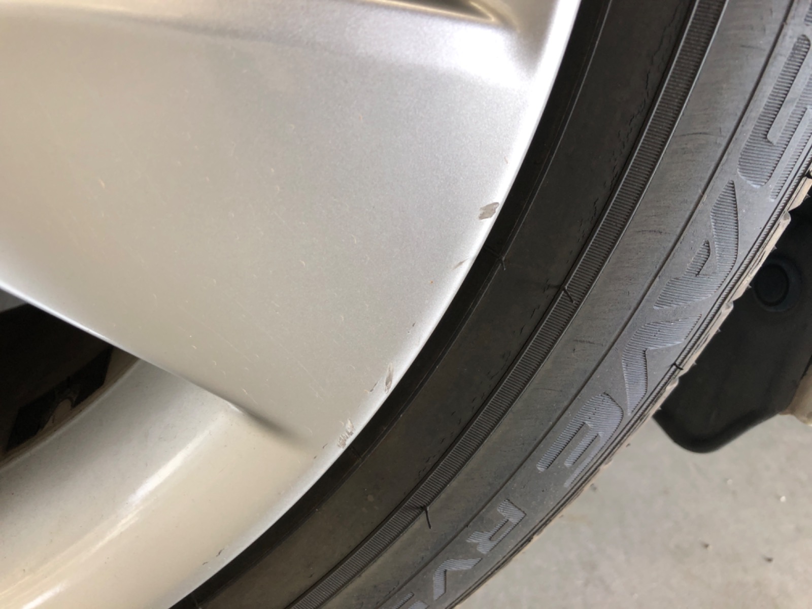 キズ・ヘコミ_62