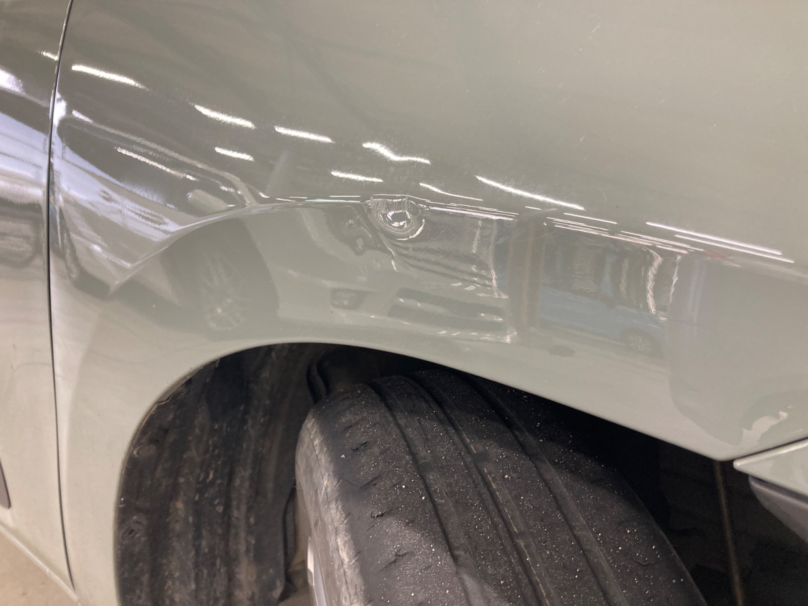 キズ・ヘコミ_12