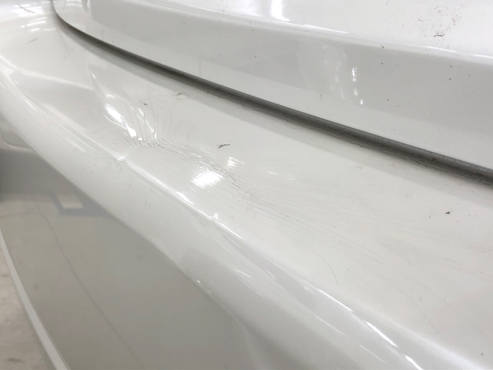 キズ・ヘコミ_56