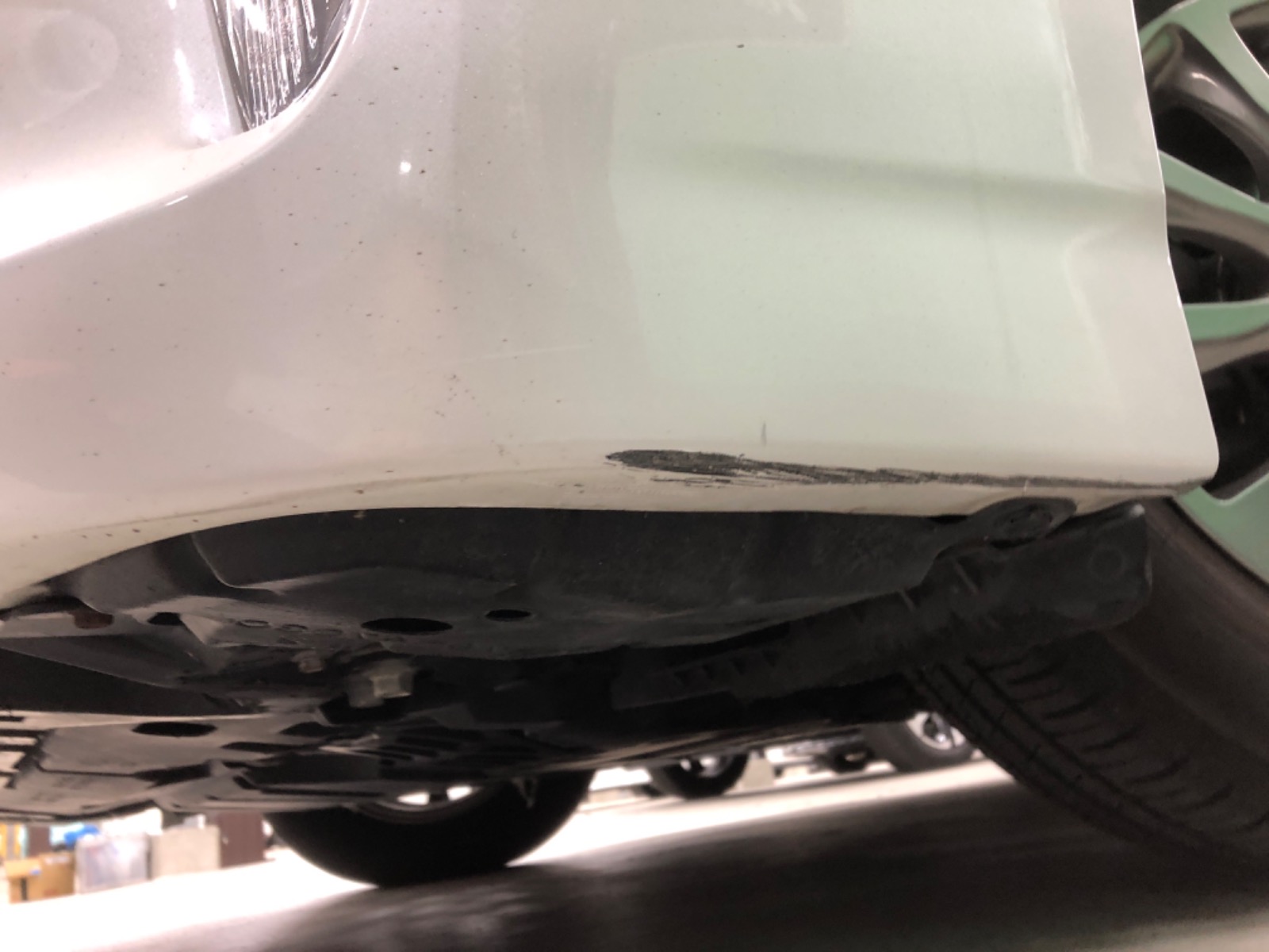 キズ・ヘコミ_05