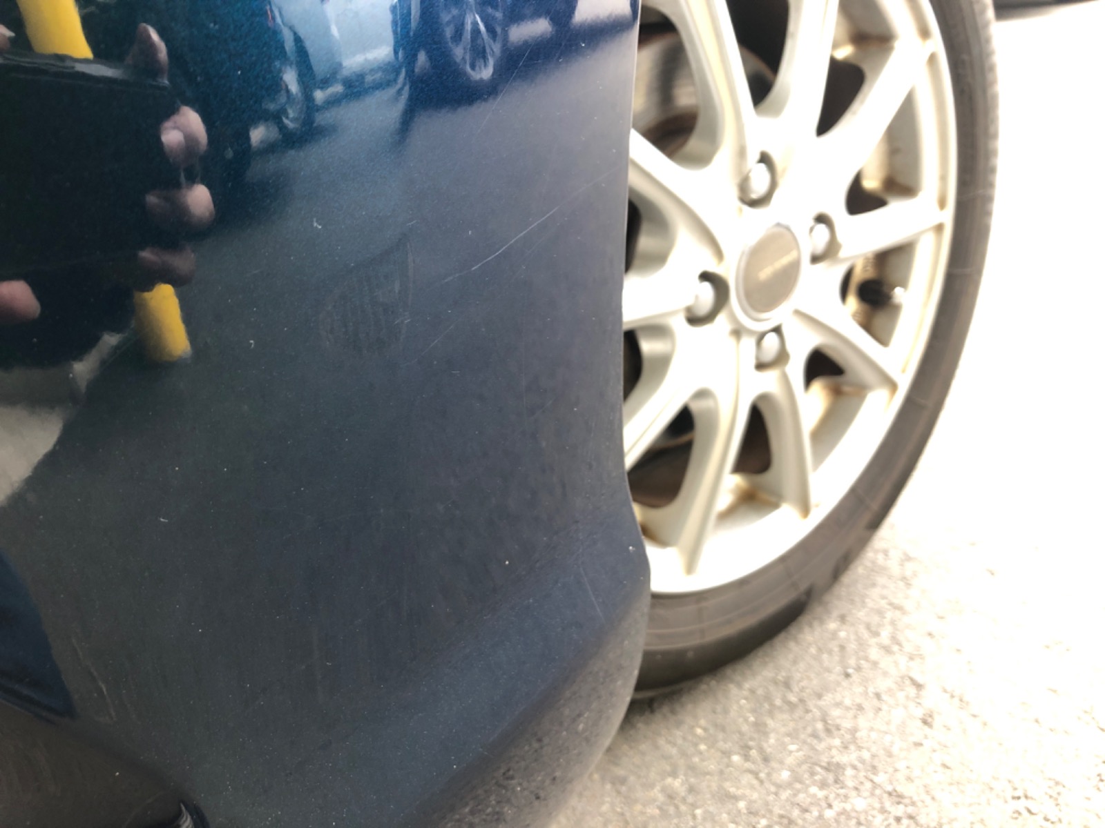 キズ・ヘコミ_05