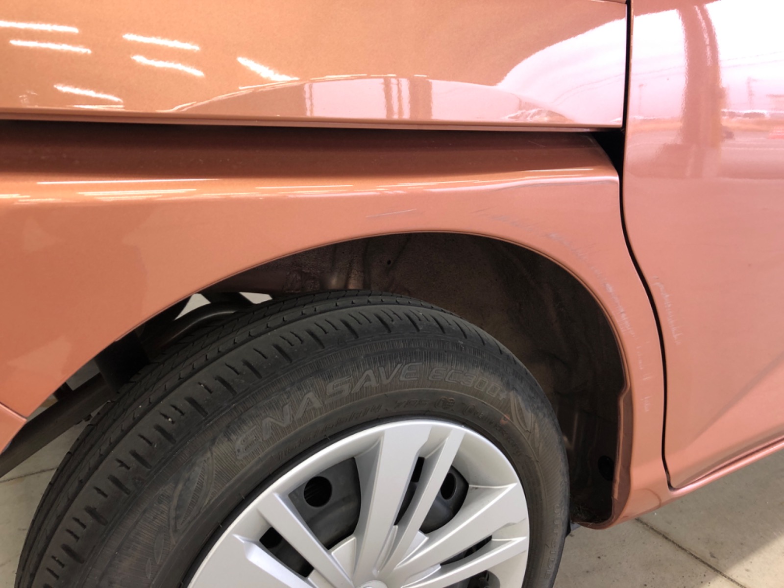 キズ・ヘコミ_40