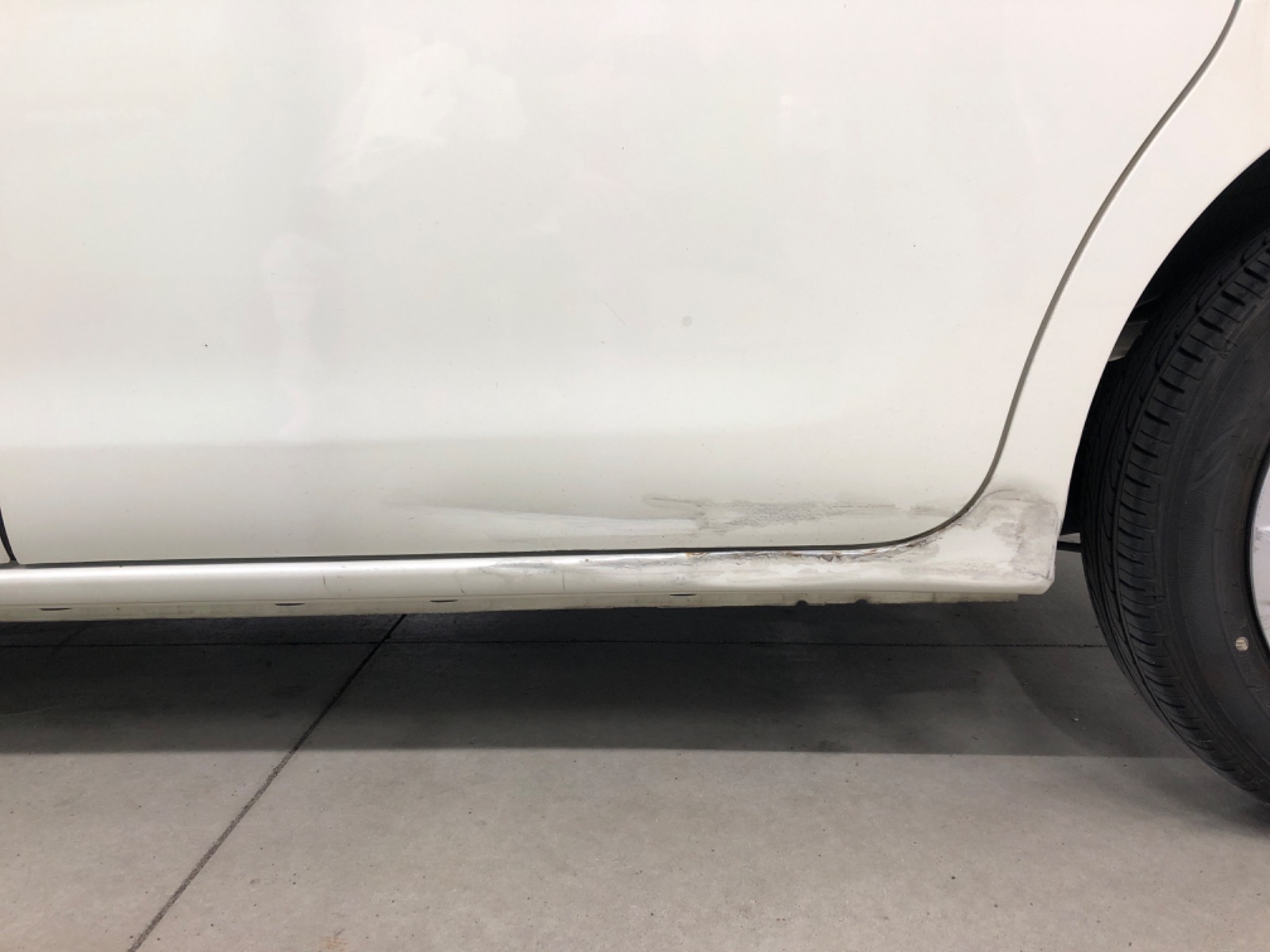 キズ・ヘコミ_25