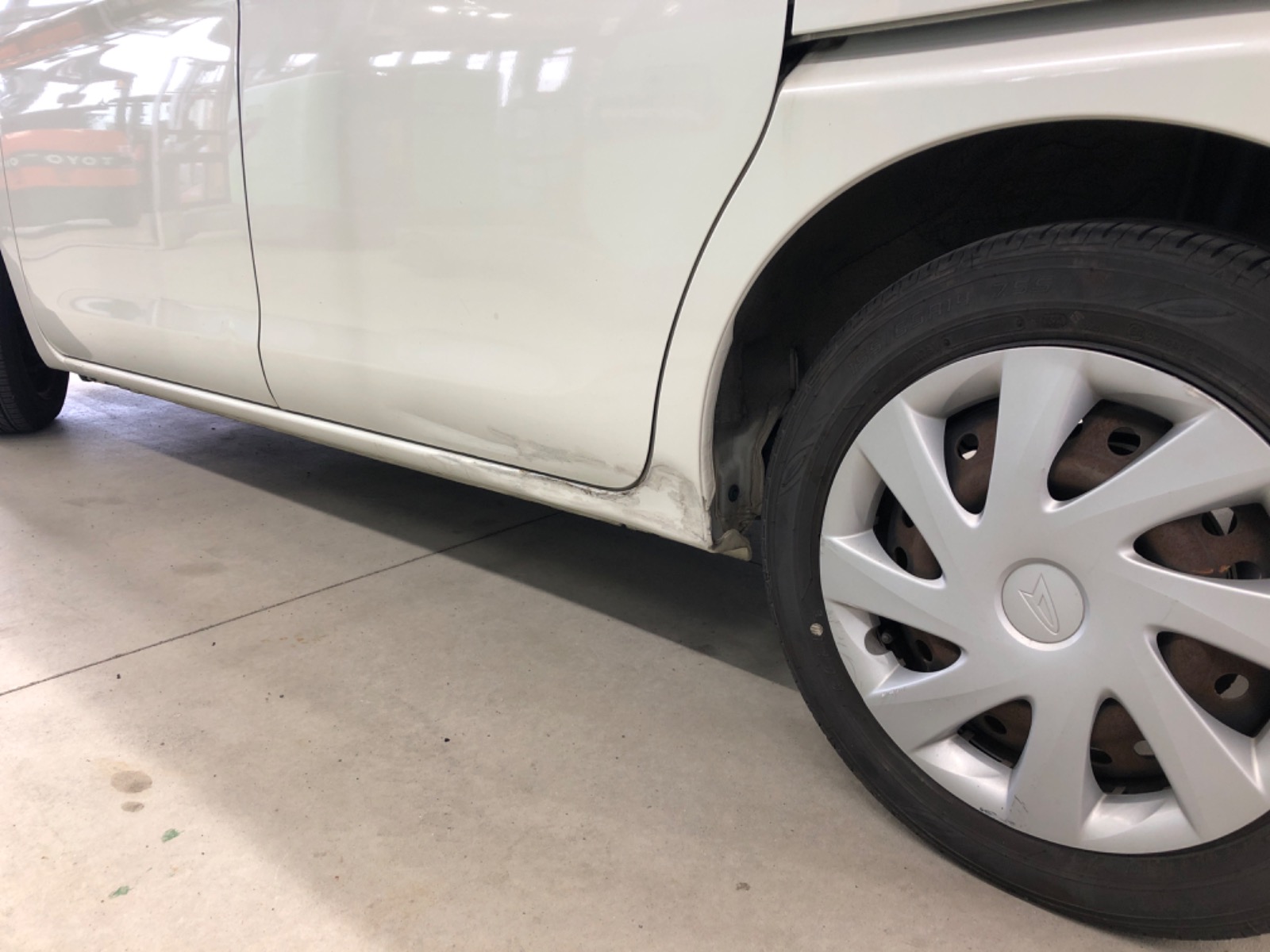 キズ・ヘコミ_38