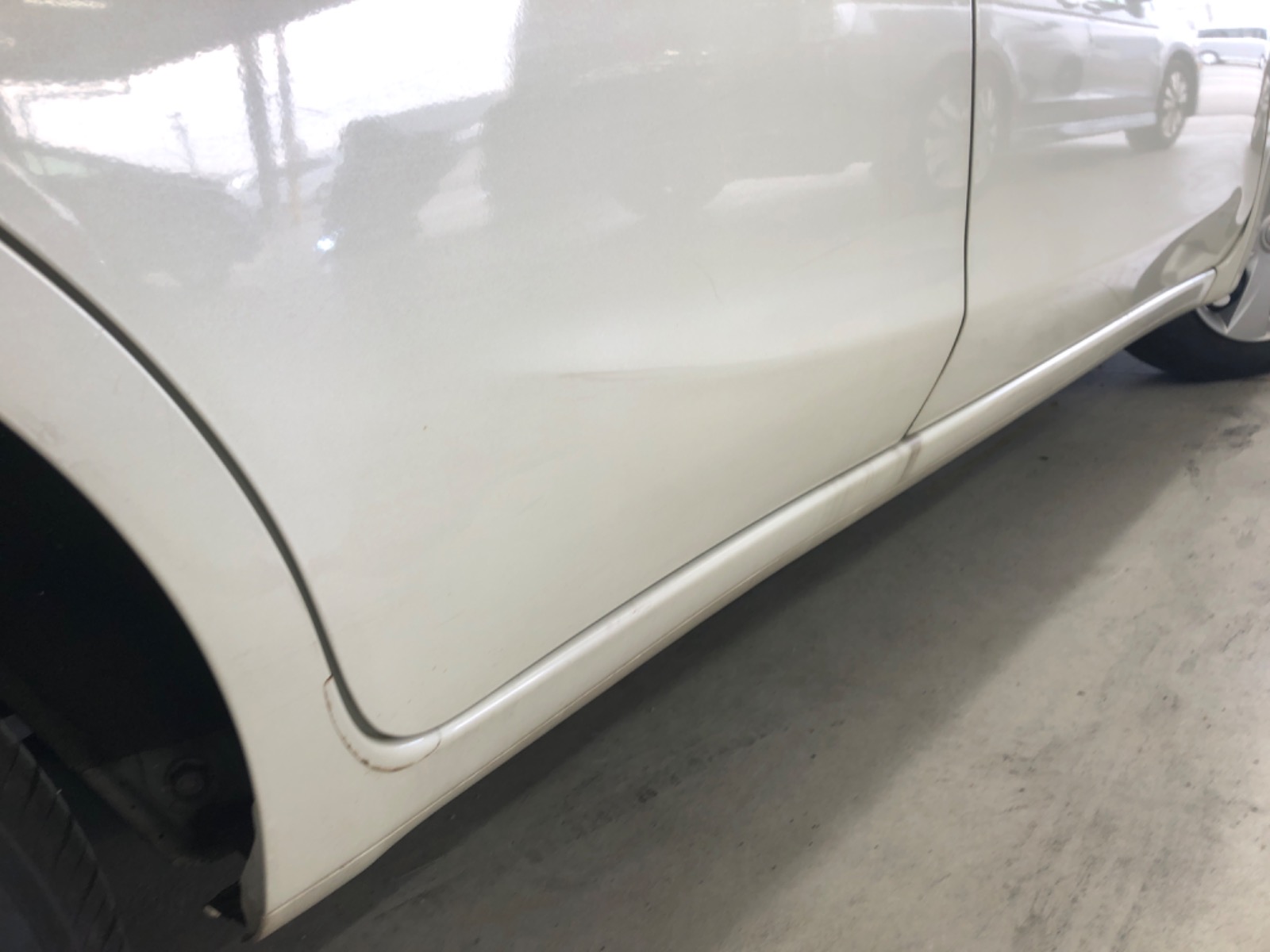 キズ・ヘコミ_27