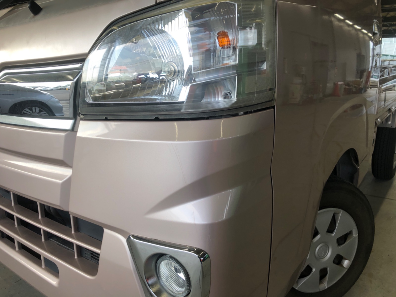 キズ・ヘコミ_05