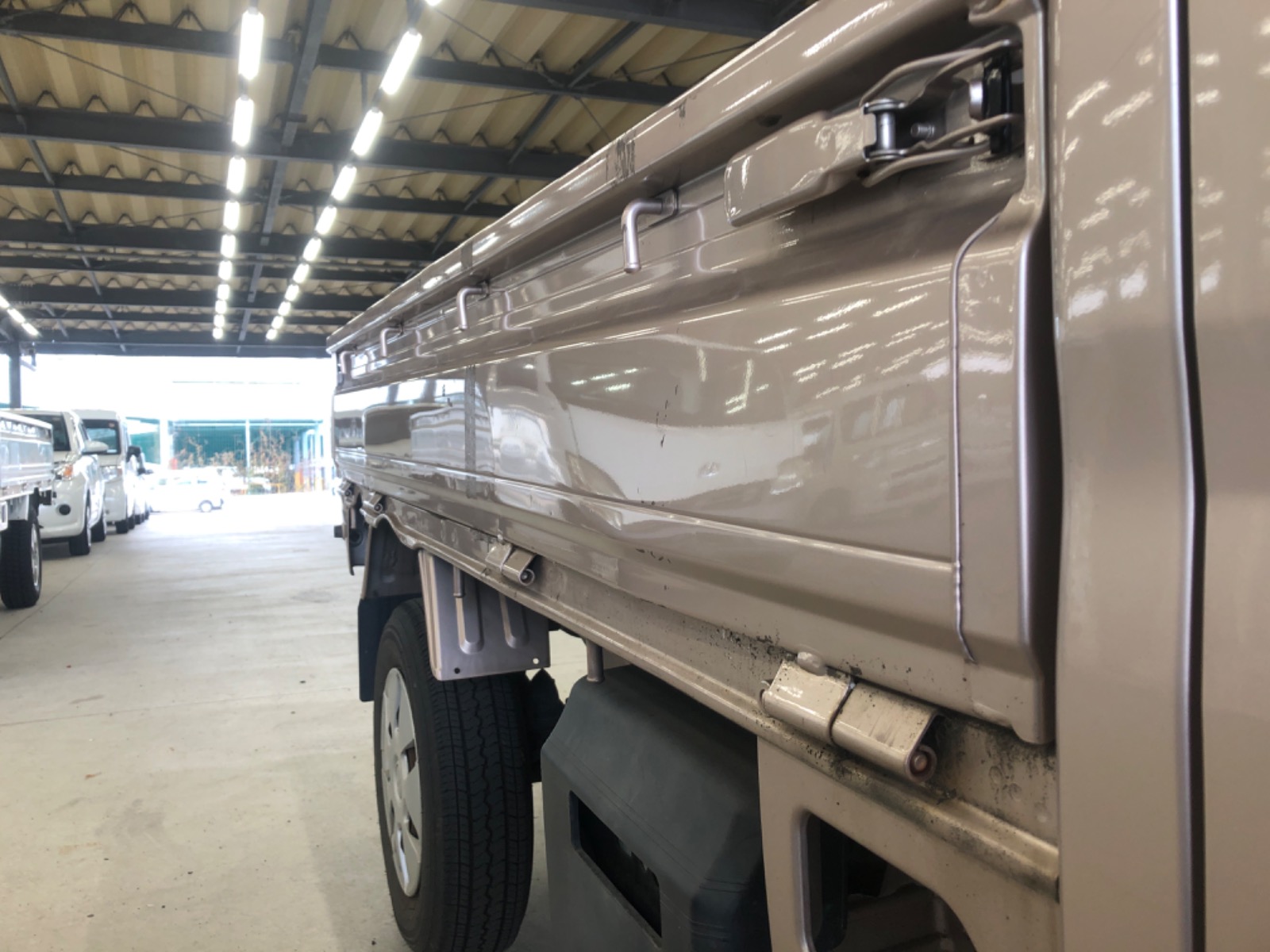 キズ・ヘコミ_40