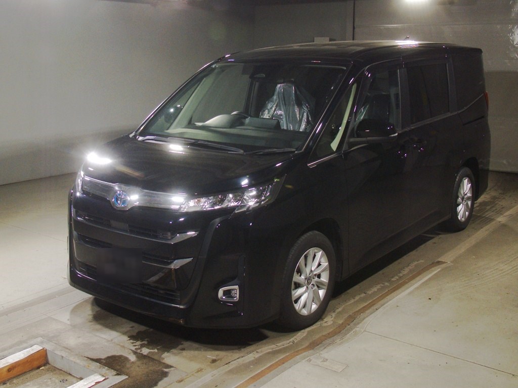 トヨタ ノア HV Z