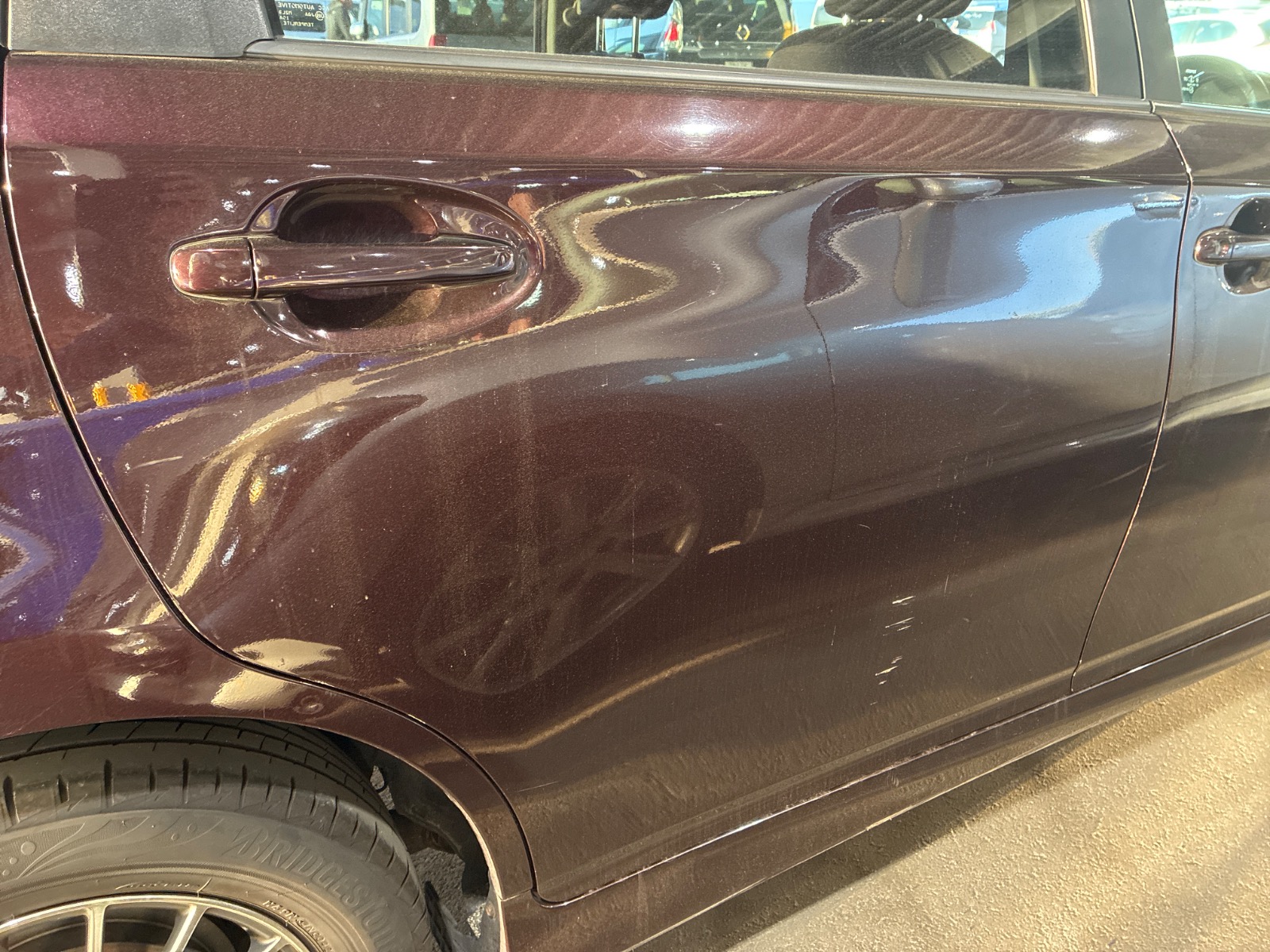 キズ・ヘコミ_26