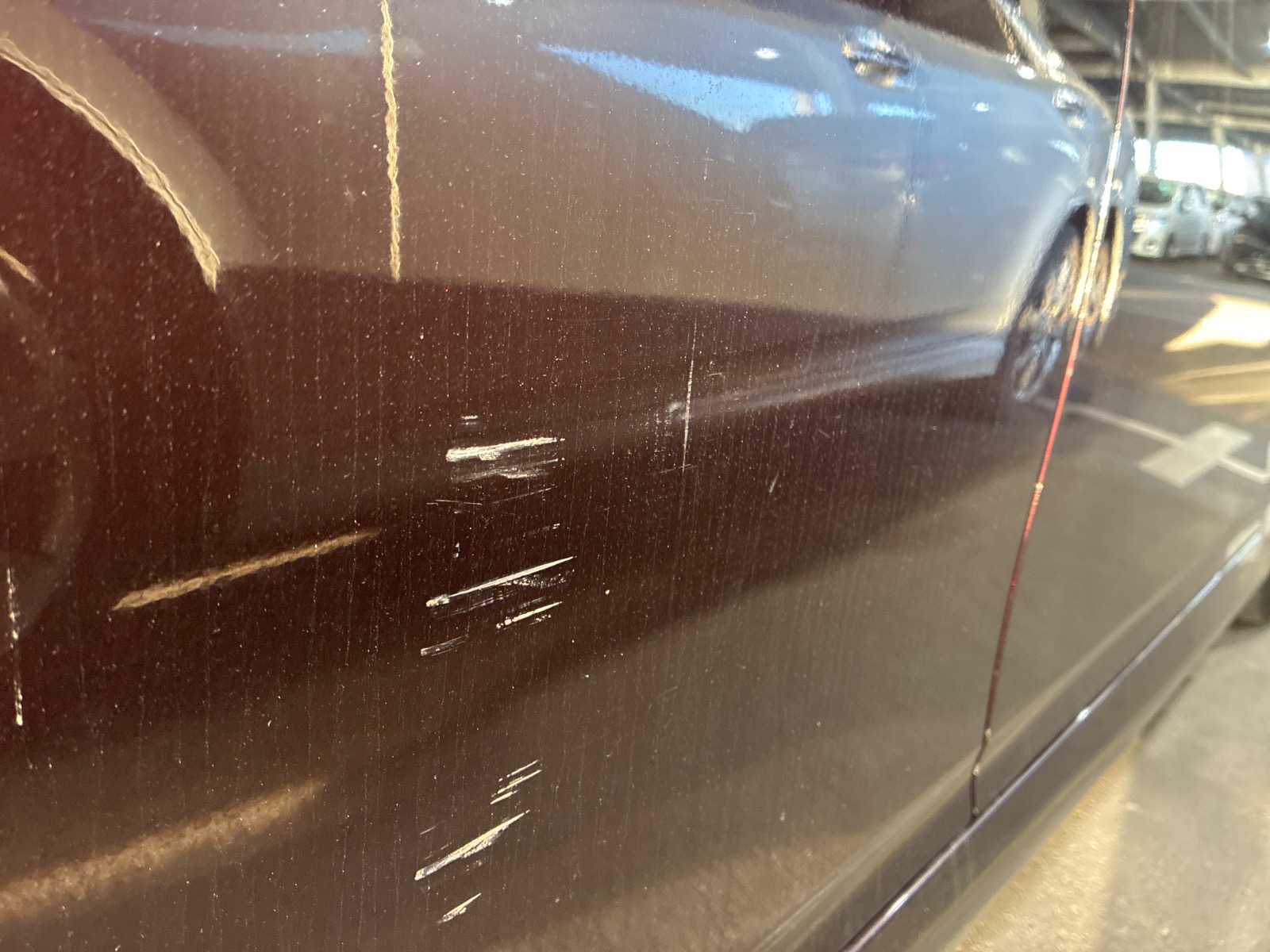 キズ・ヘコミ_27