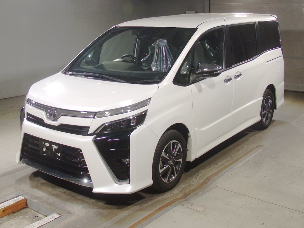 トヨタ ヴォクシー ZS キラメキ3
