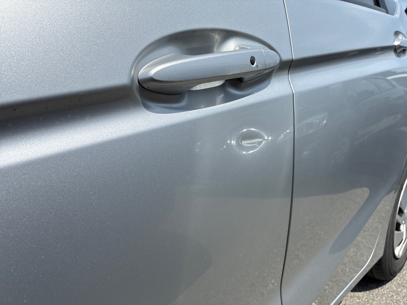 キズ・ヘコミ_17