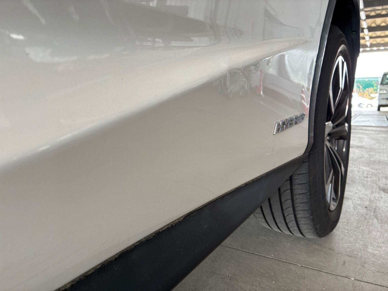 キズ・ヘコミ_25