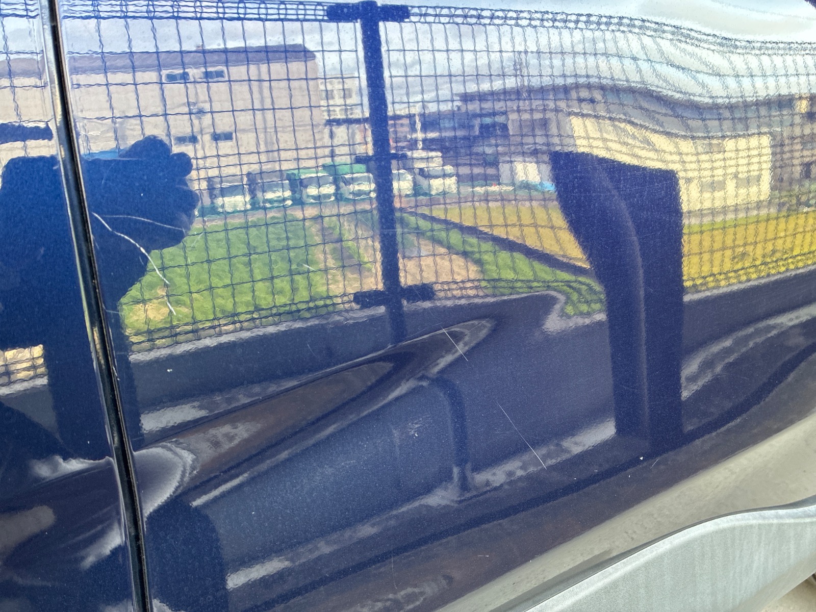 キズ・ヘコミ_25