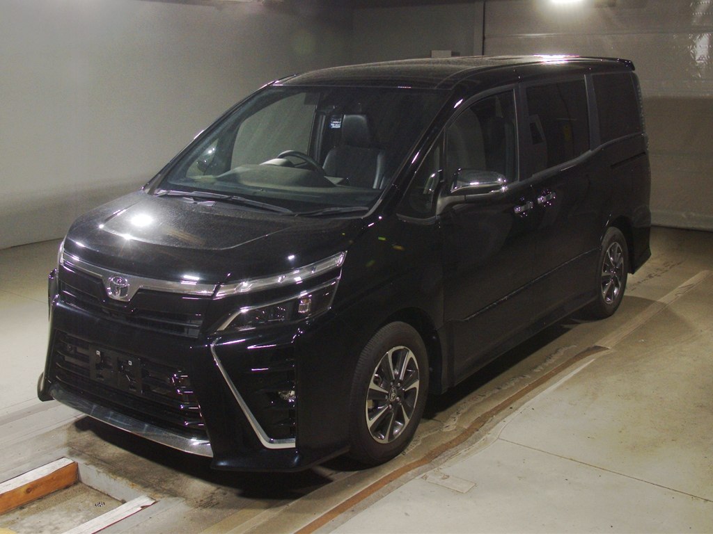 トヨタ ヴォクシー ZS キラメキ3