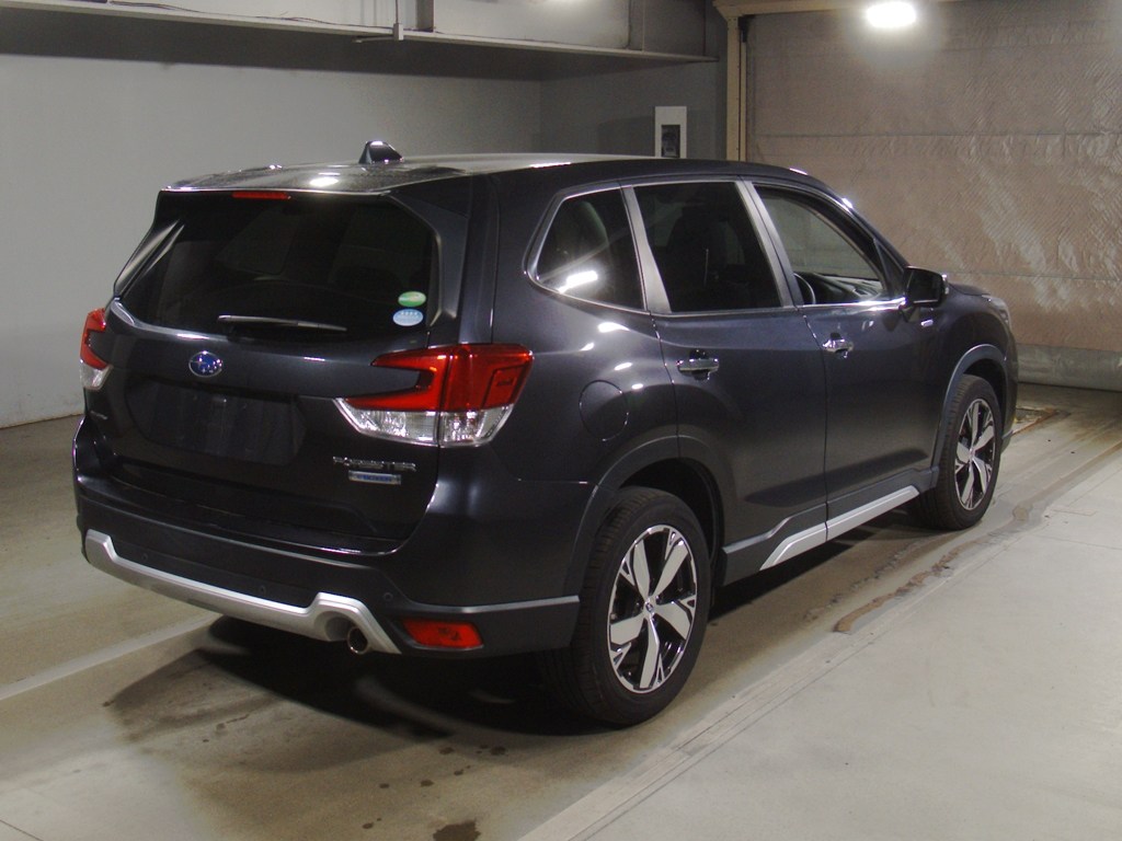 フォレスターHV アドバンス