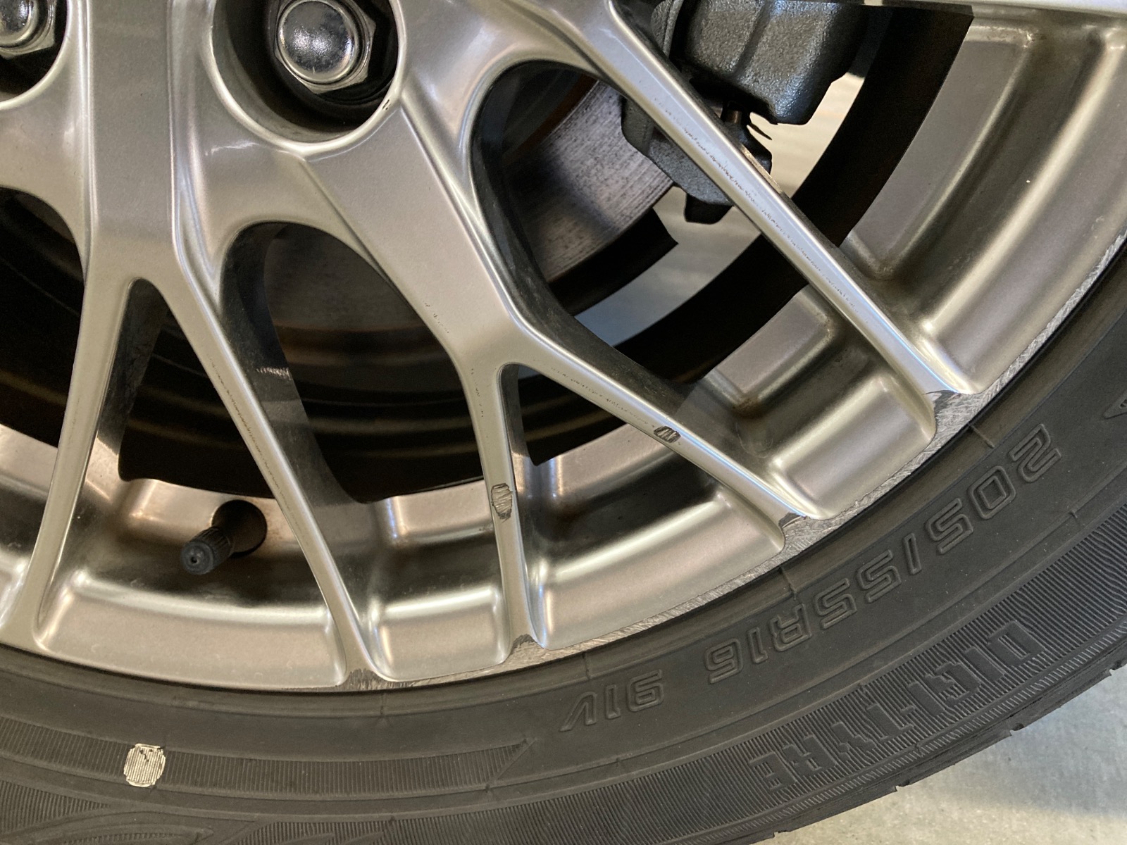 キズ・ヘコミ_61