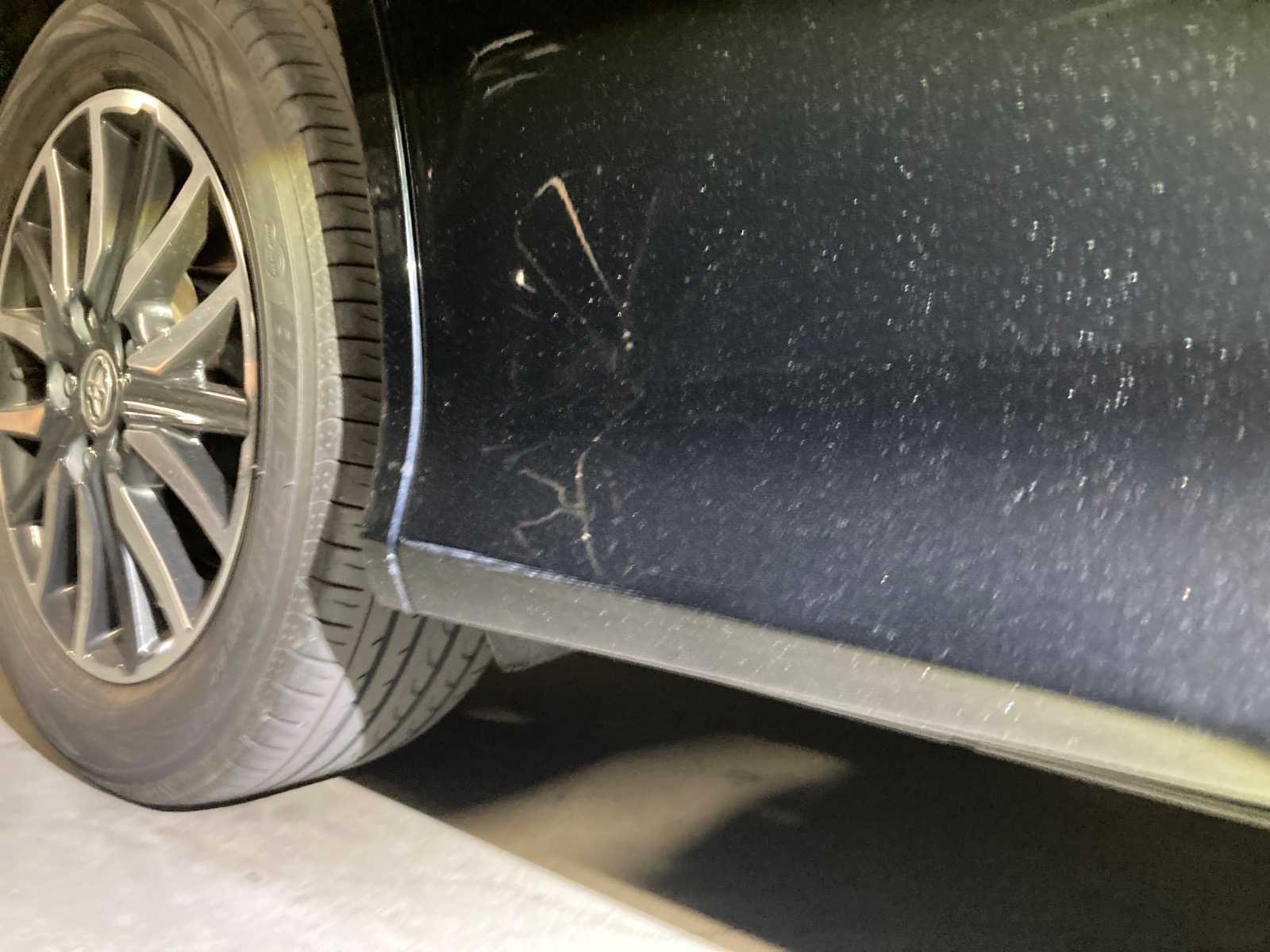 キズ・ヘコミ_27