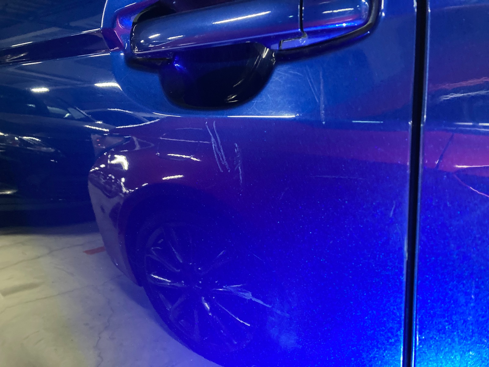 キズ・ヘコミ_26