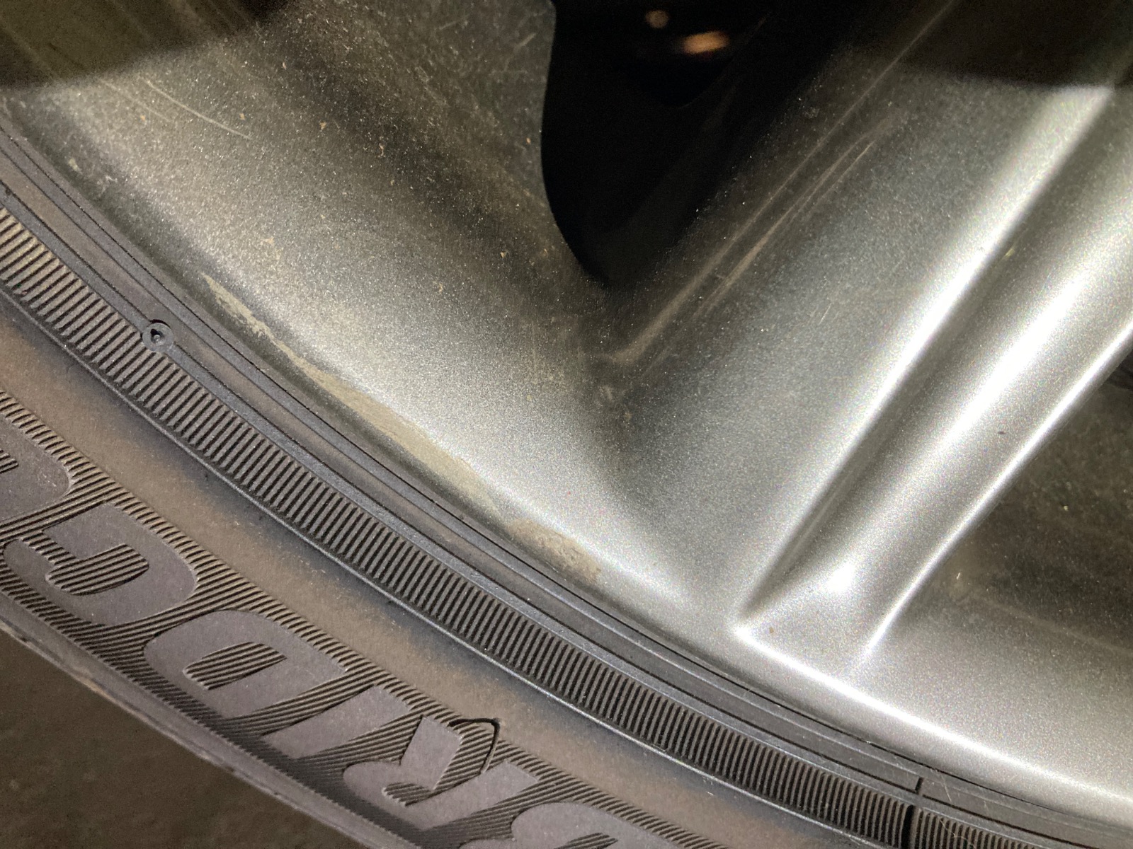 キズ・ヘコミ_60