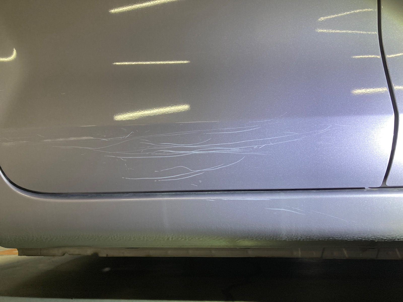 キズ・ヘコミ_26