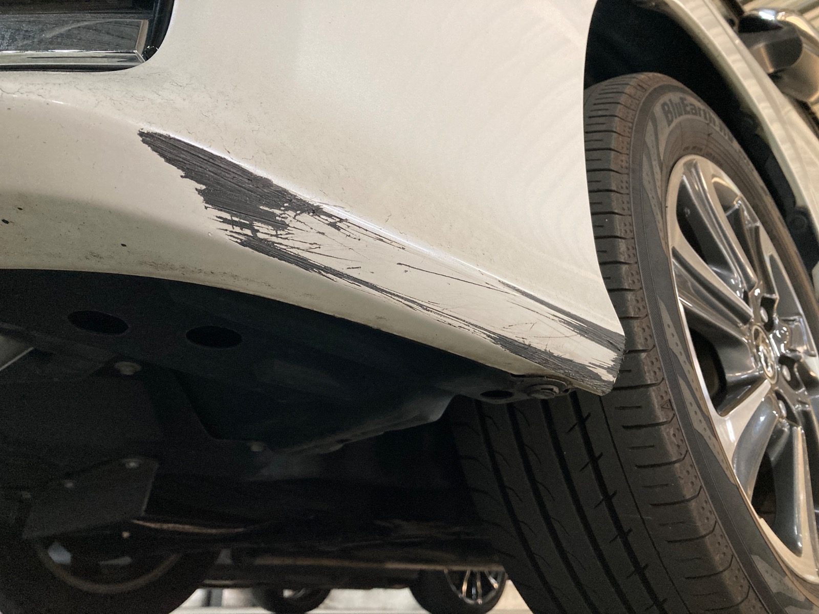 キズ・ヘコミ_05