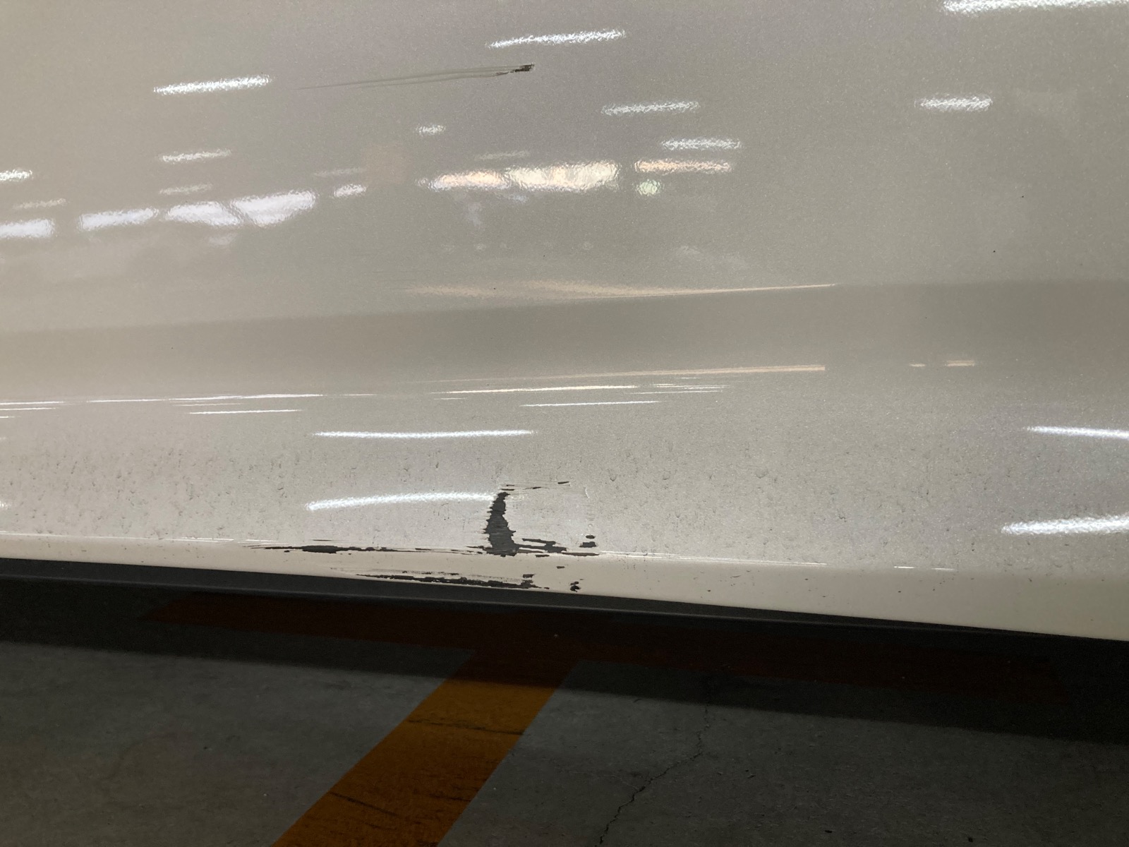 キズ・ヘコミ_24