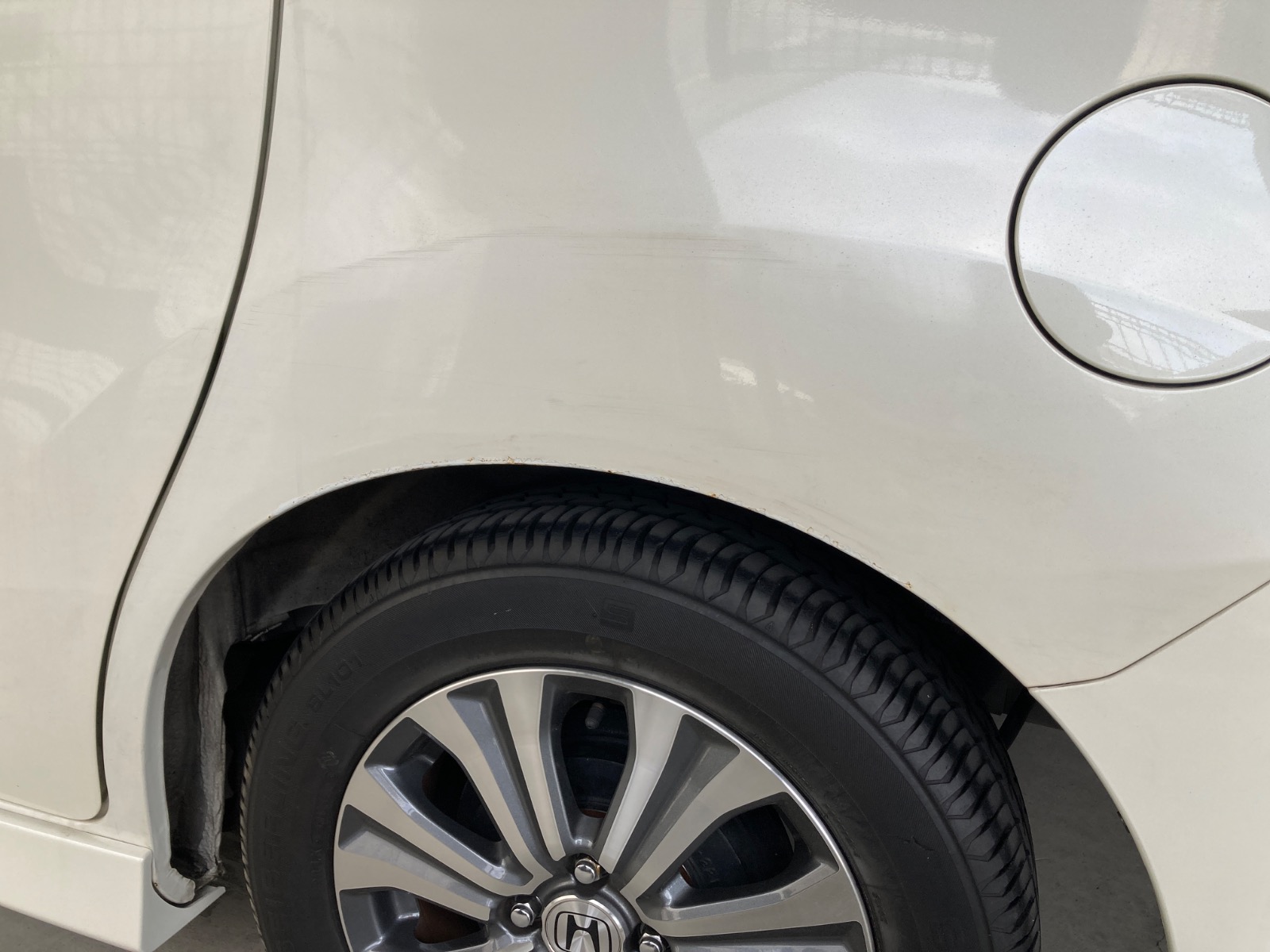 キズ・ヘコミ_38