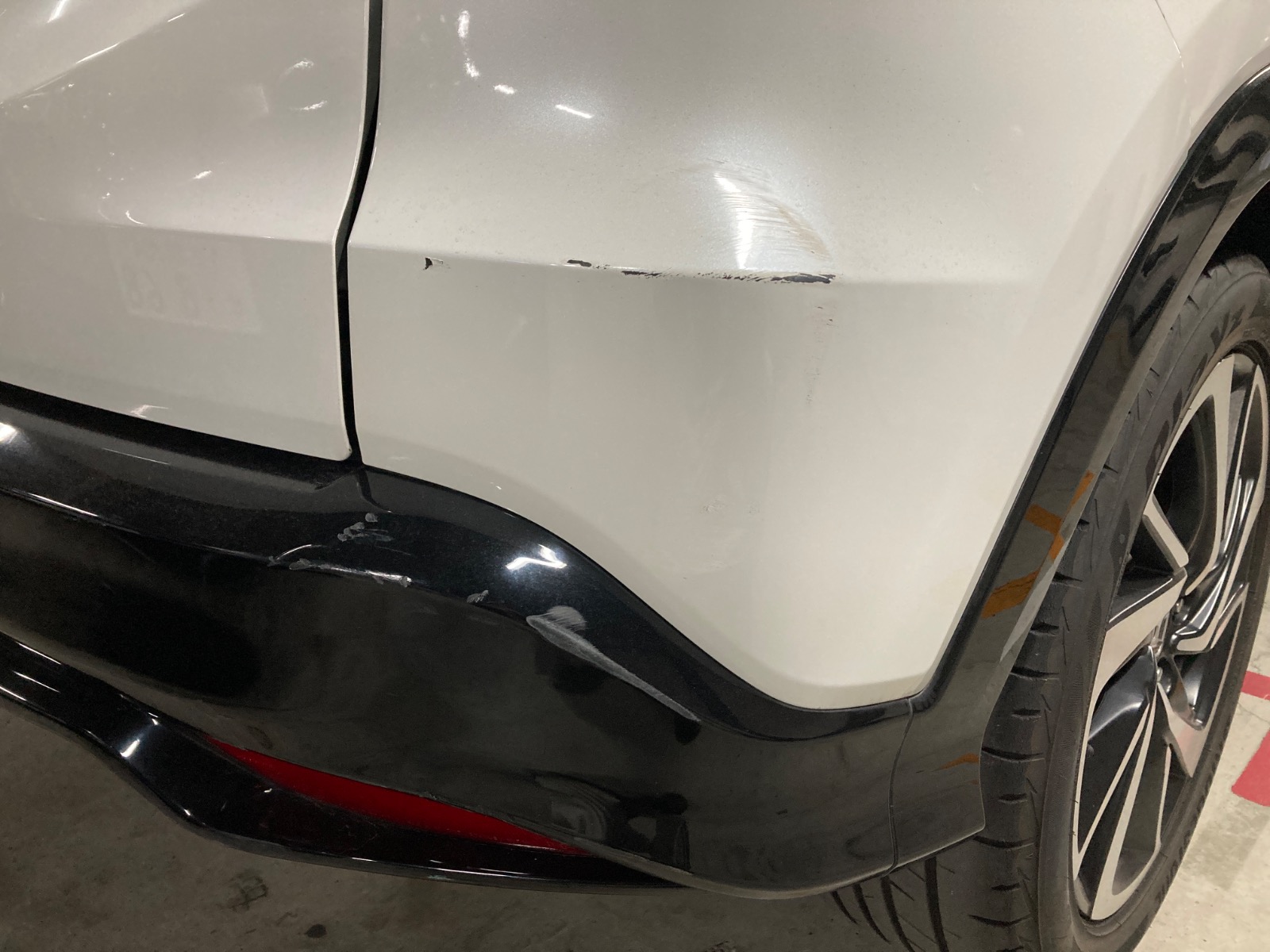 キズ・ヘコミ_56