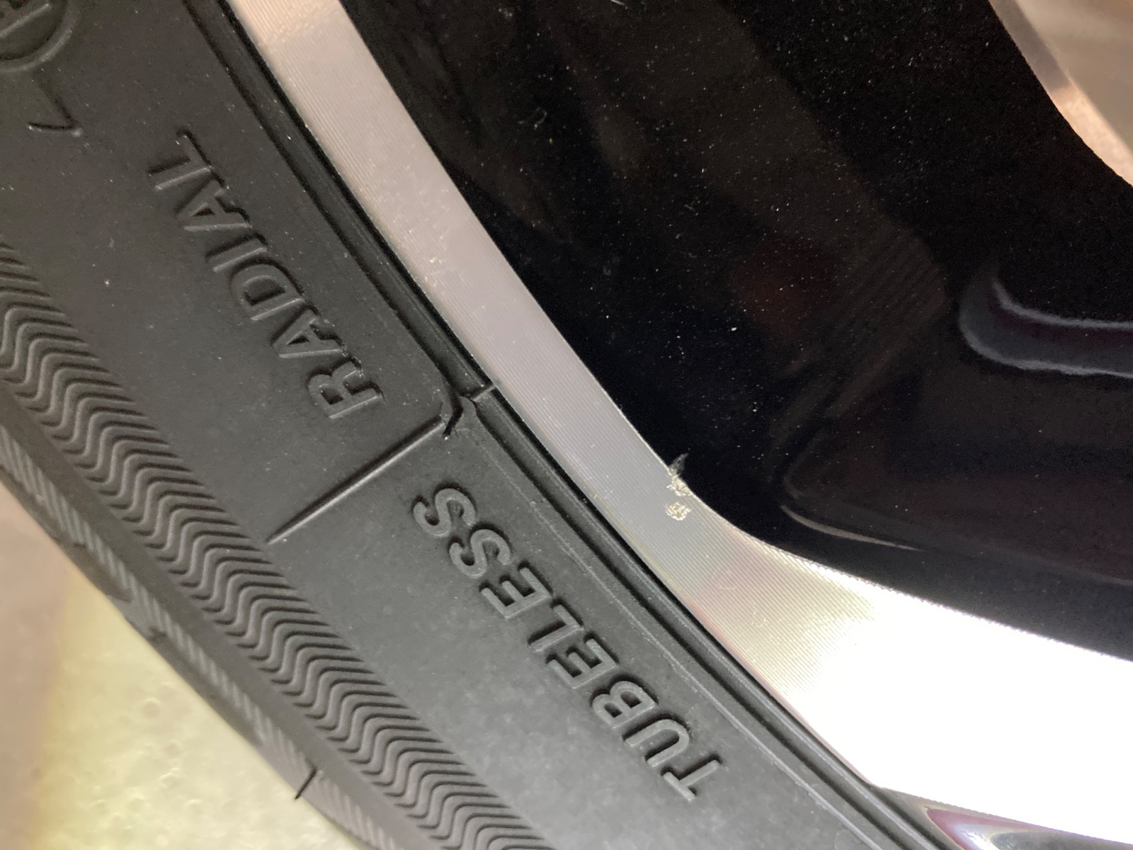 キズ・ヘコミ_62