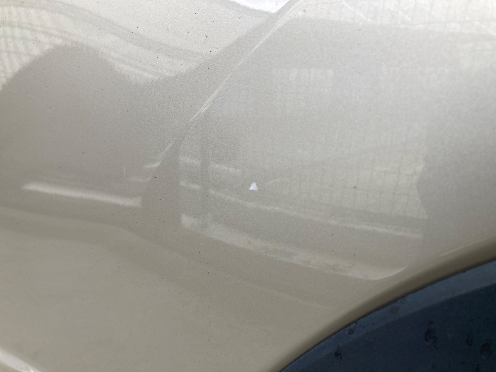 キズ・ヘコミ_24