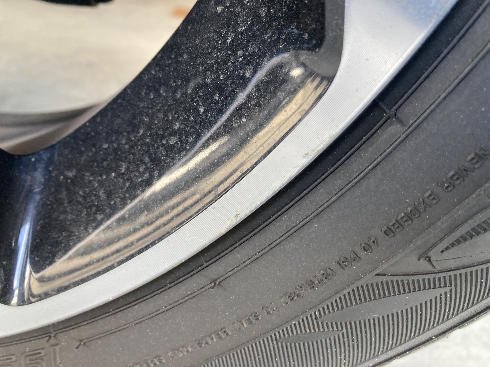 キズ・ヘコミ_61