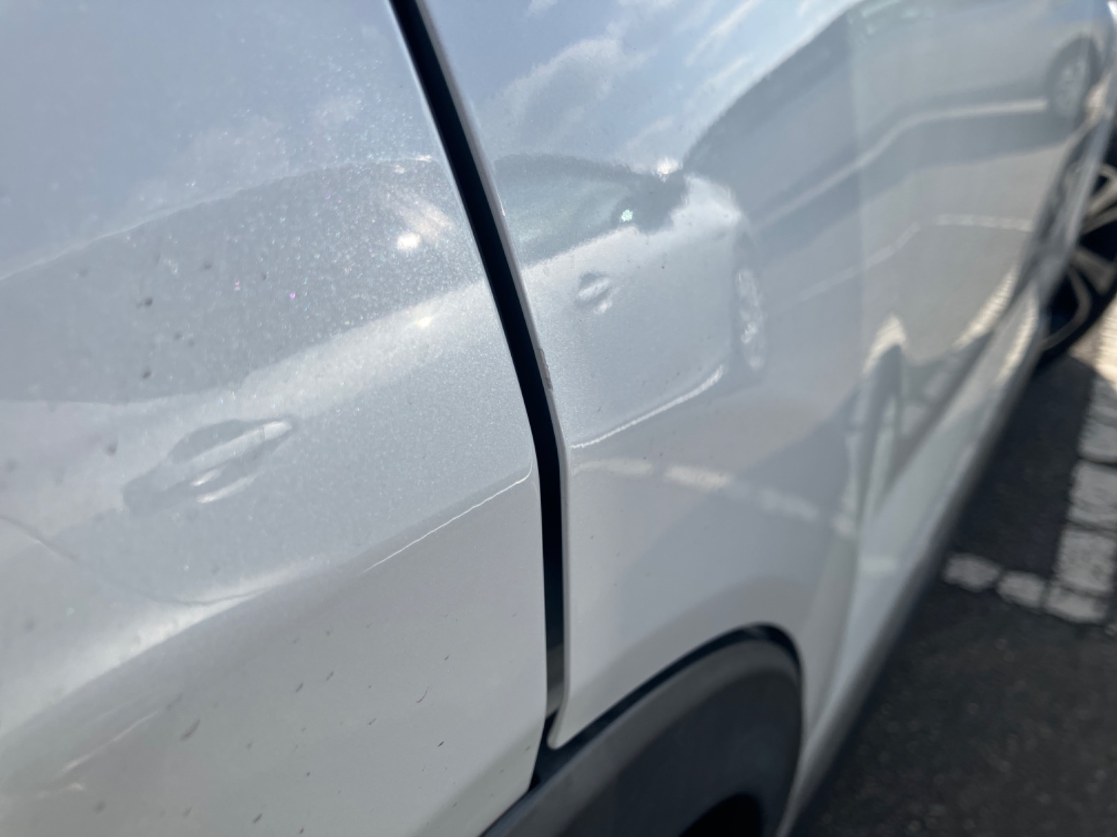 キズ・ヘコミ_26