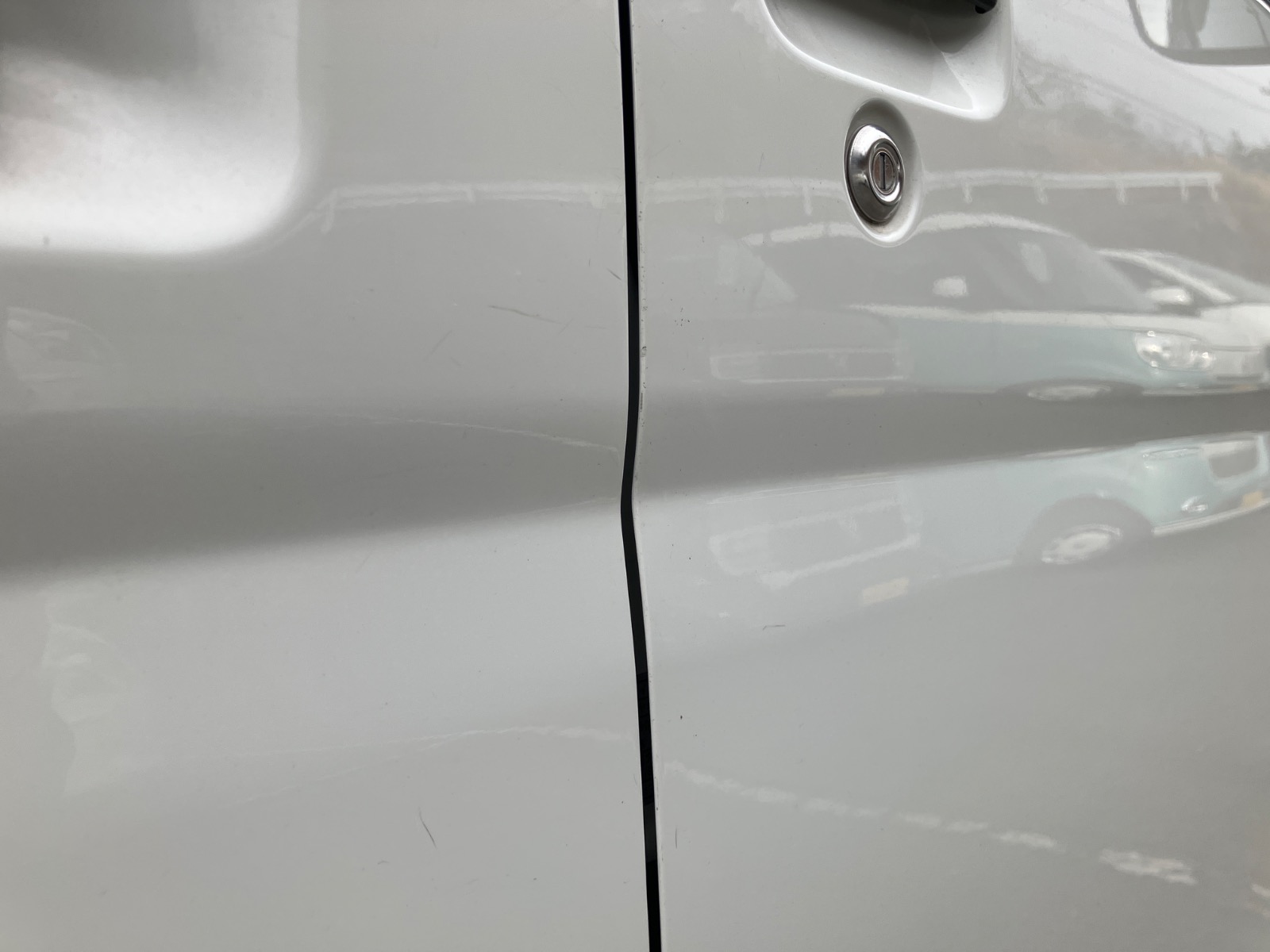 キズ・ヘコミ_19