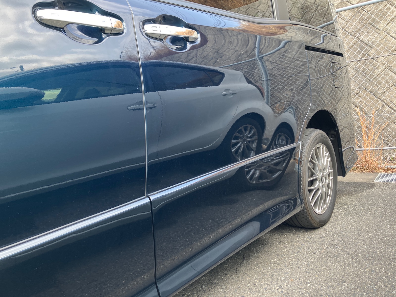 キズ・ヘコミ_25